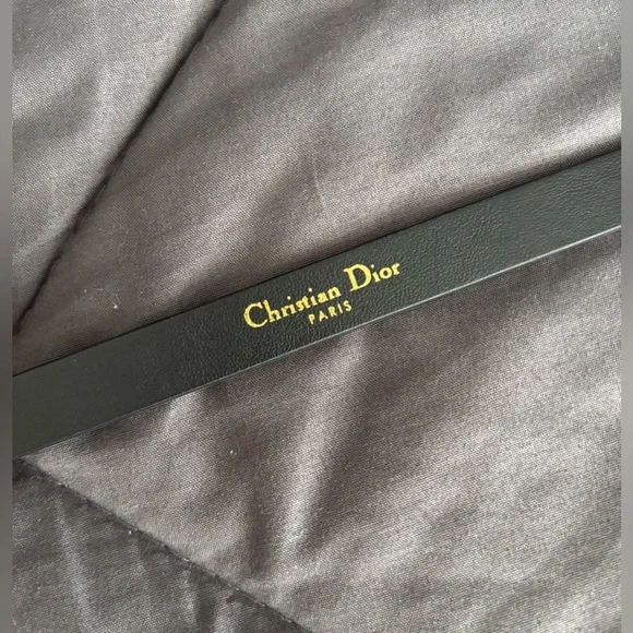 DIOR Skinny Belt NWT Size 70 display picture 1